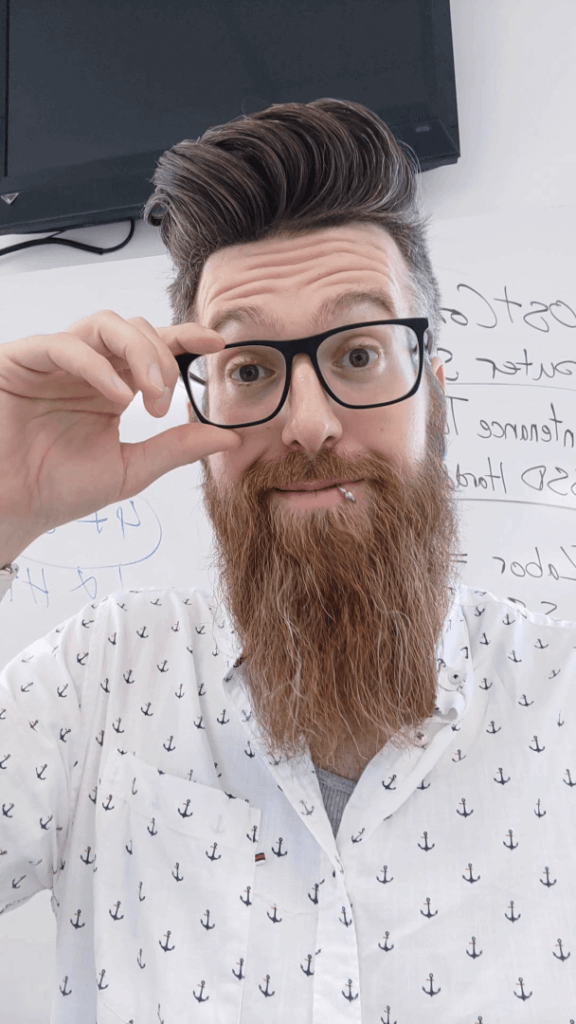 Scott-Lantow-Headshot-in-Revival-Tech-Solutions-Repair-Shop-Lobby-3-tinyed